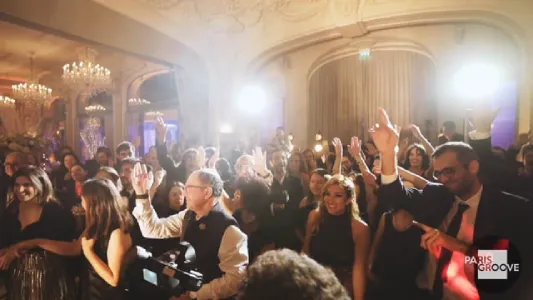 vignette viméo can't hold us par Parigroove - orchestre de mariage