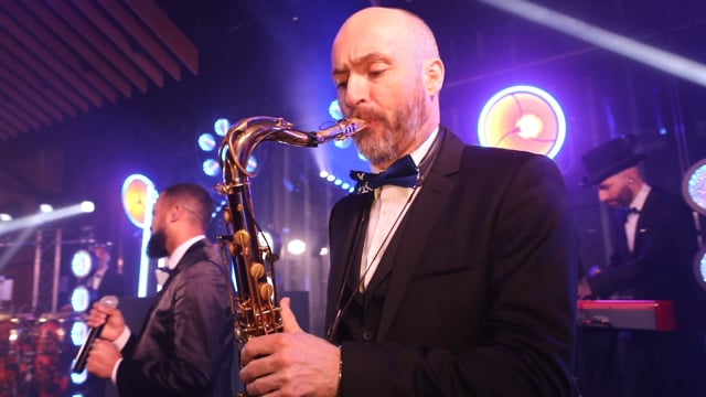 vignette viméo back to black par Parisgroove - orchestre de mariage
