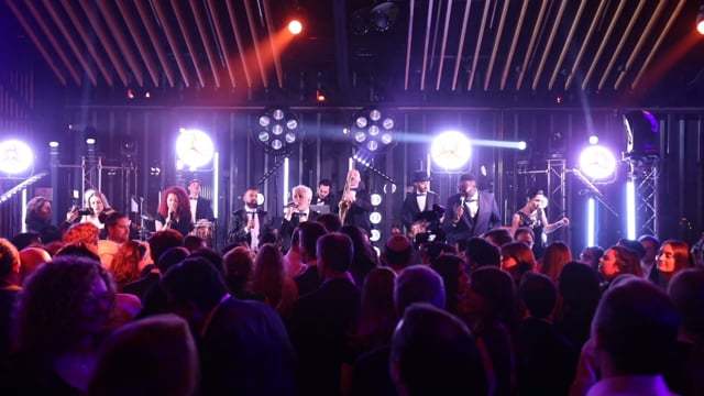 vignette viméo can't hold us par Parigroove - orchestre de mariage